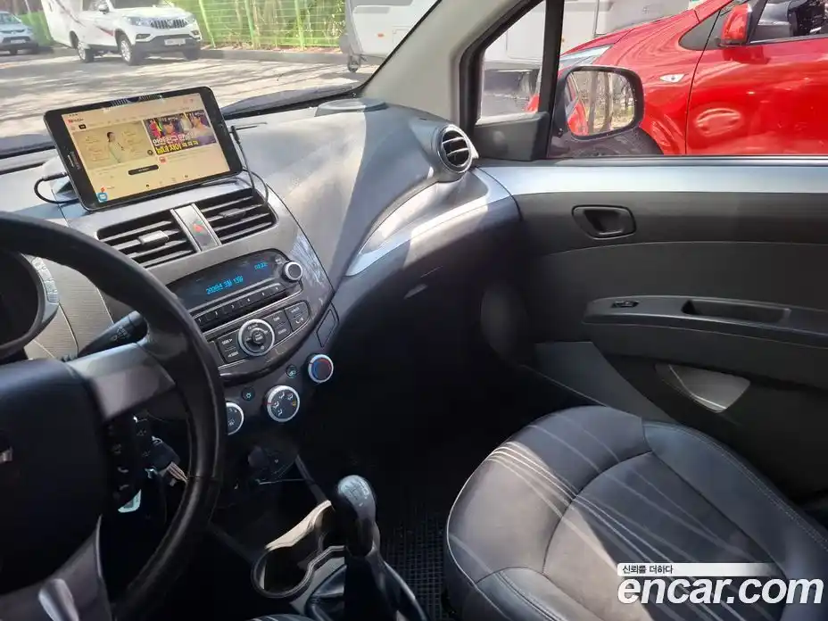 Chevrolet Spark 2014 1.0 Механическая в Москве № 1081825, фото 10