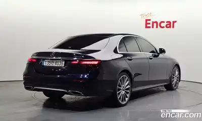 Mercedes-Benz E-Class 2022 2.0 гидро в Москве № 141500, миниатюра 2