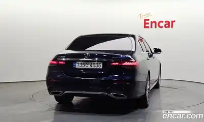 Mercedes-Benz E-Class 2022 2.0 гидро в Москве № 141500, миниатюра 4
