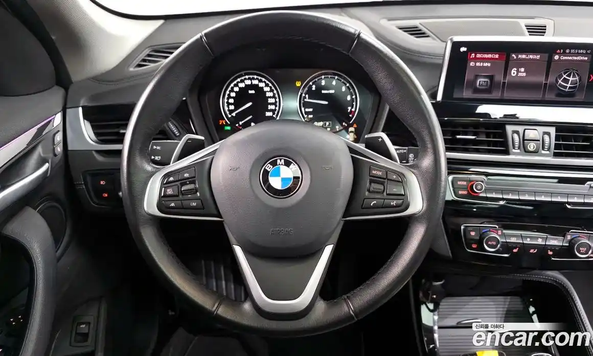 BMW X1 2022 2.0 гидро в Москве № 158629, фото 14