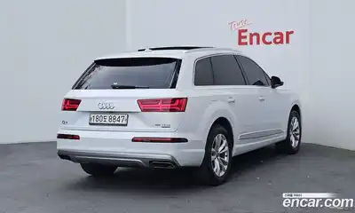 Audi Q7 2019 2.0 гидро в Москве № 159117, миниатюра 2
