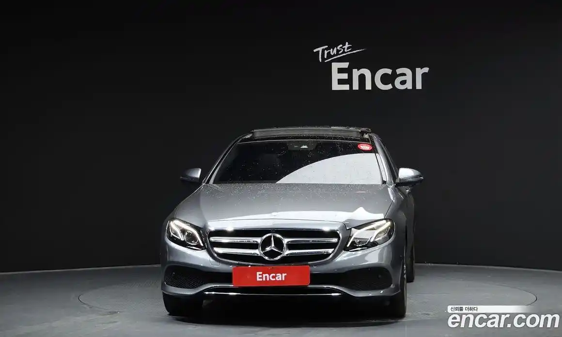 Mercedes-Benz E-Class 2016 2.0 гидро в Москве № 160908, фото 3