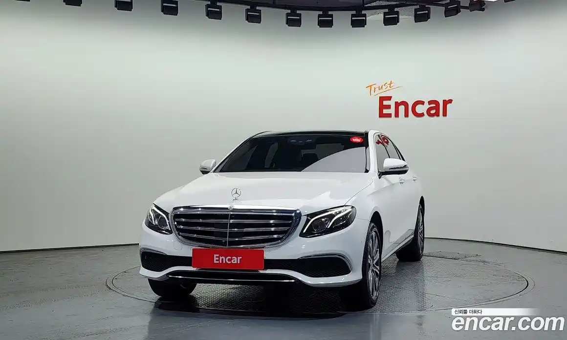 Mercedes-Benz E-Class 2020 3.0 гидро в Москве № 161015, фото 3