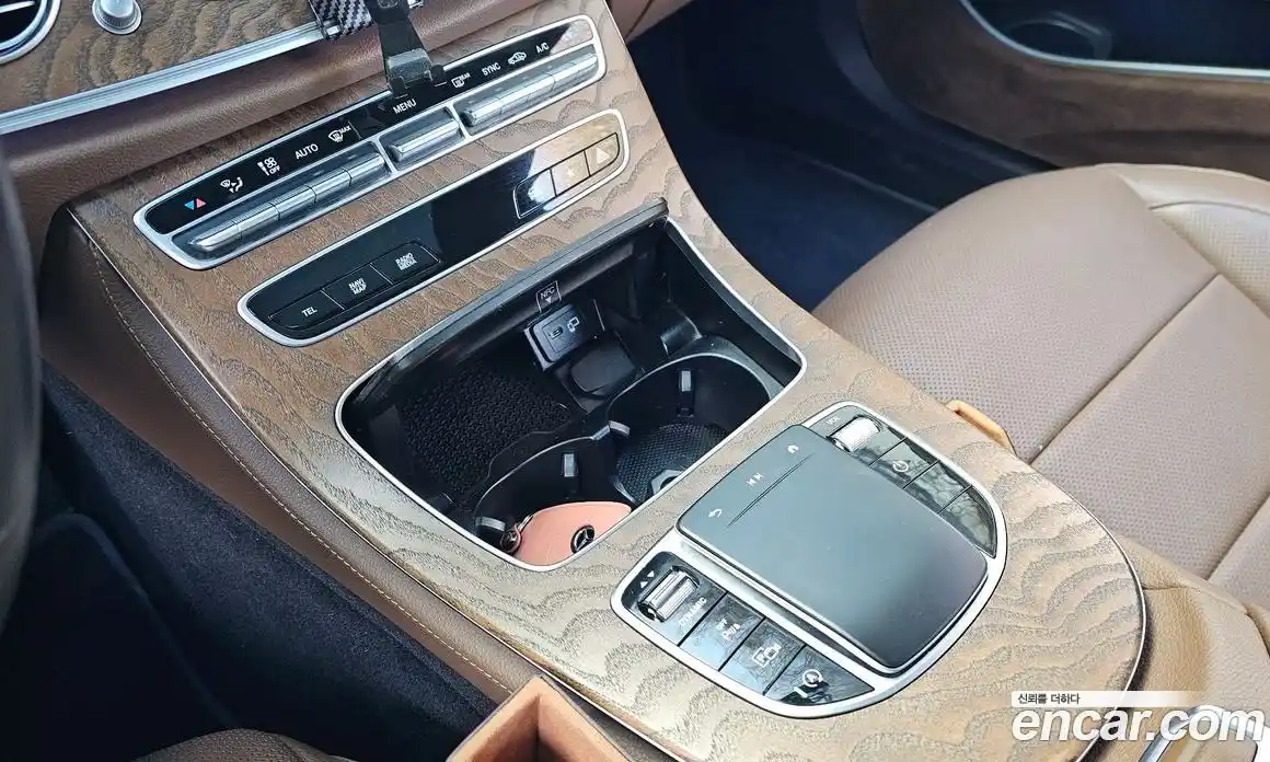 Mercedes-Benz E-Class 2021 2.0 гидро в Москве, фото 9