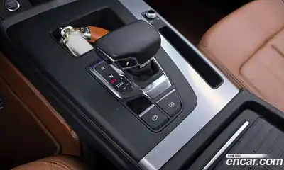 Audi Q5 2023 2.0 гидро в Москве № 162306, миниатюра 9