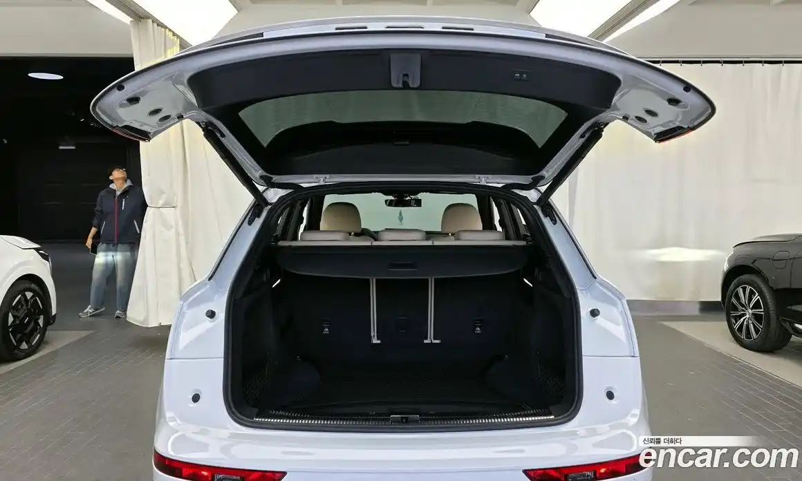 Audi Q5 2021 2.0 гидро в Москве № 162678, фото 20
