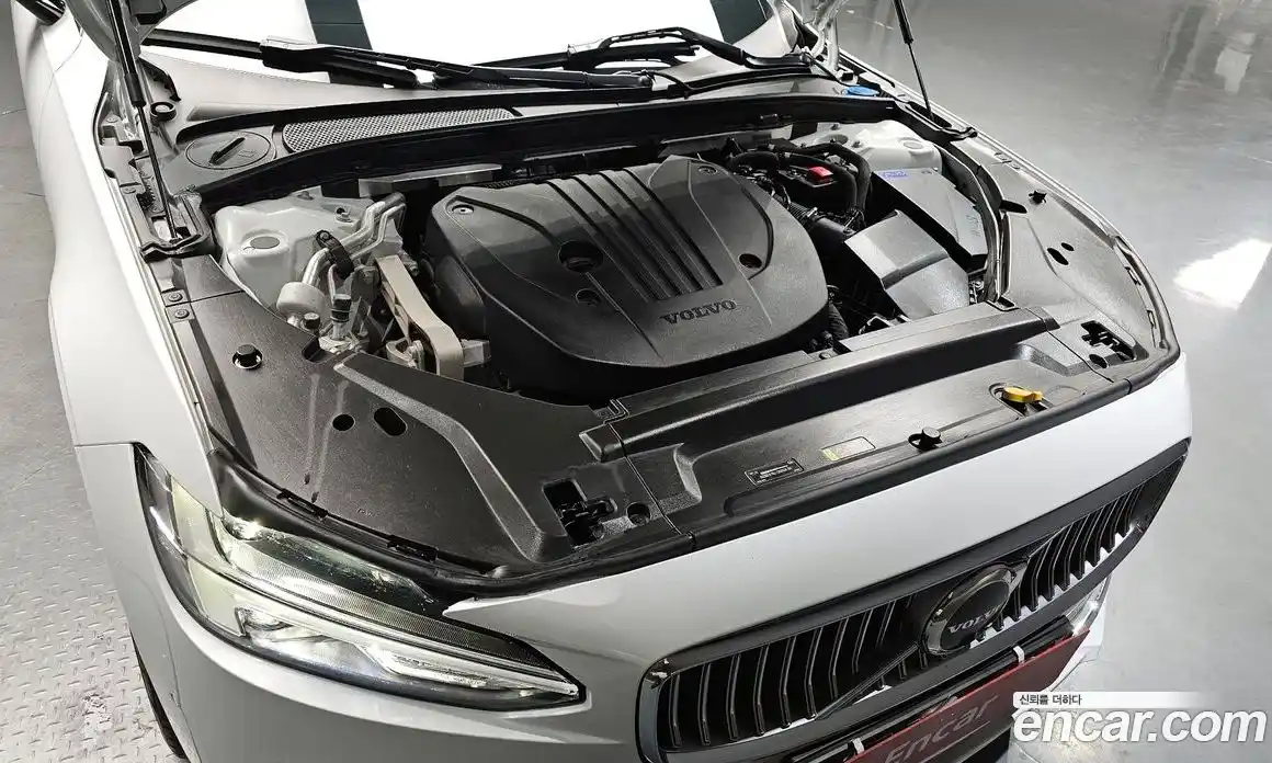 Volvo S90 2024 2.0 гидро в Москве № 164270, фото 6