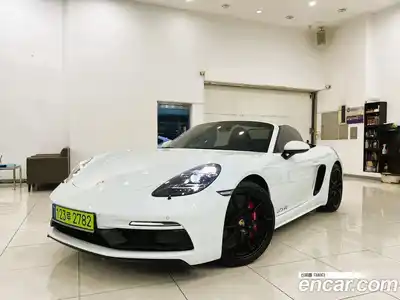 Porsche 718, 2024