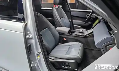 Land Rover Range-Rover Velar 2024 2.0 гидро в Москве № 165976, миниатюра 10