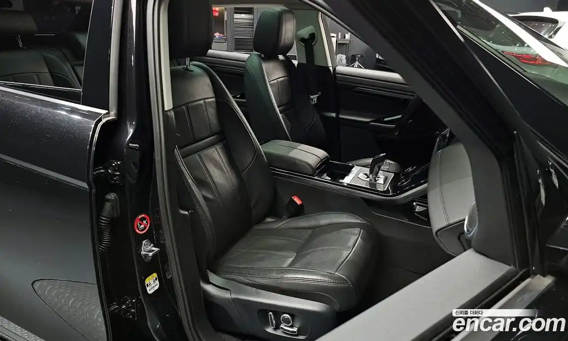 Land Rover Range-Rover Evoque 2021 2.0 гидро в Москве № 166075, фото 10
