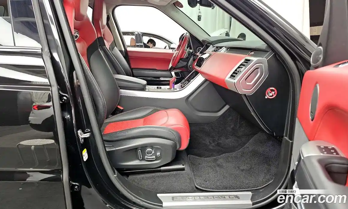 Land Rover Range-Rover Sport 2019 5.0 гидро в Москве № 166440, фото 11
