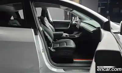 Tesla Model Y 2022 0.2 гидро в Москве № 167569, миниатюра 10