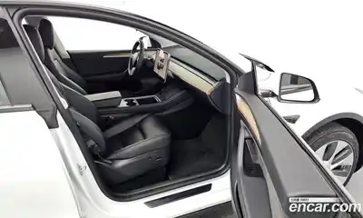 Tesla Model Y 2023 0.2 гидро в Москве № 167658, миниатюра 11