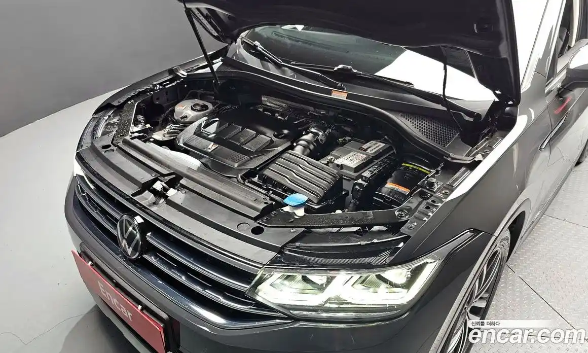 Volkswagen Tiguan 2021 2.0 гидро в Москве № 169068, фото 6