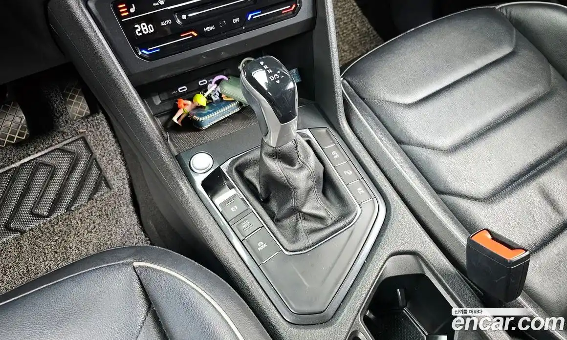 Volkswagen Tiguan 2021 2.0 гидро в Москве № 169068, фото 9