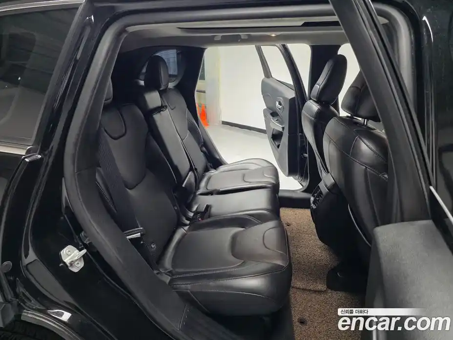 Jeep Cherokee 2019 2.4 гидро в Москве № 170069, фото 12