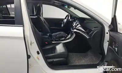 Honda Accord 2014 2.4 гидро в Москве № 170574, миниатюра 11