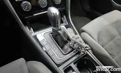 Volkswagen Golf 2014 1.6 гидро в Москве № 185746, миниатюра 9