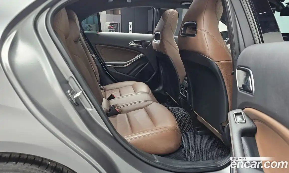 Mercedes-Benz A-Class 2018 2.0 гидро в Москве № 193966, фото 12