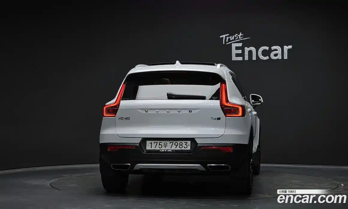 Volvo XC40 2020 2.0 гидро в Москве № 197022, фото 4