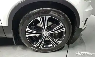 Volvo XC40 2020 2.0 гидро в Москве № 197022, миниатюра 5