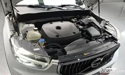 Volvo XC40 2020 2.0 гидро в Москве № 197022, миниатюра 6
