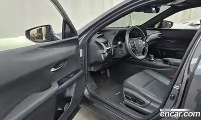 Lexus UX 2024 2.0 гидро в Москве № 198727, миниатюра 10
