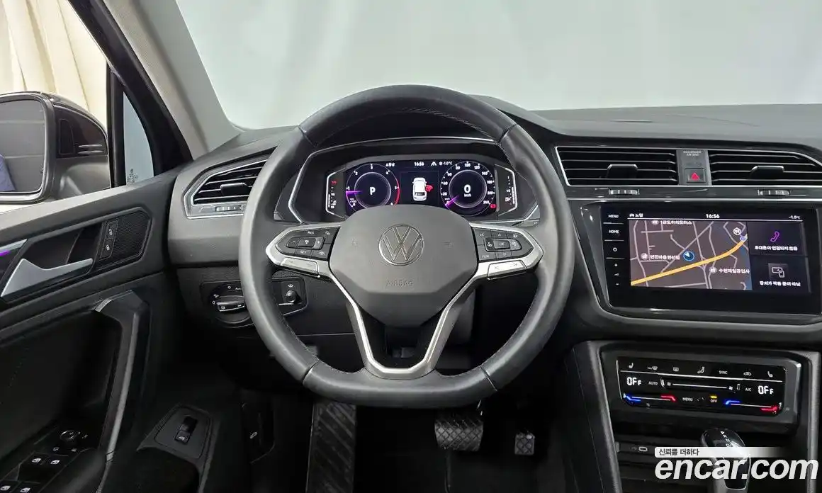 Volkswagen Tiguan 2023 2.0 гидро в Москве № 199087, фото 13