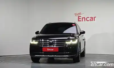 Volkswagen Tiguan 2023 2.0 гидро в Москве № 199087, миниатюра 3