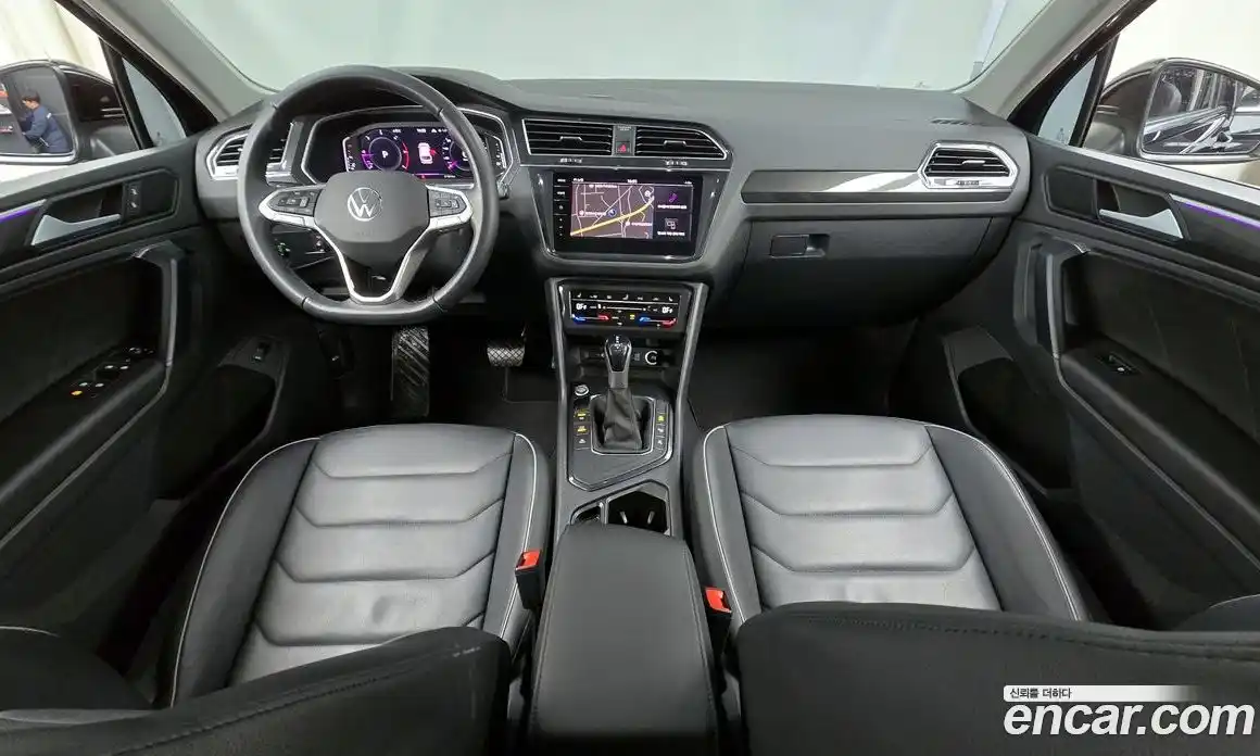 Volkswagen Tiguan 2023 2.0 гидро в Москве № 199087, фото 7