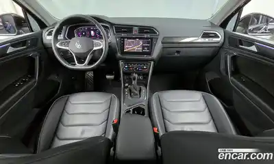 Volkswagen Tiguan 2023 2.0 гидро в Москве № 199087, миниатюра 7