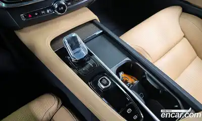 Volvo S90 2022 2.0 гидро в Москве № 212813, миниатюра 9
