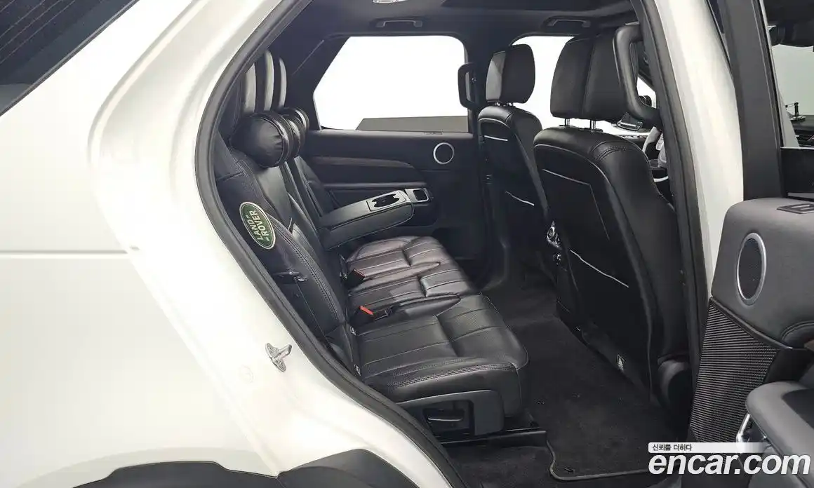 Land Rover Discovery 2017 3.0 гидро в Москве № 213607, фото 12
