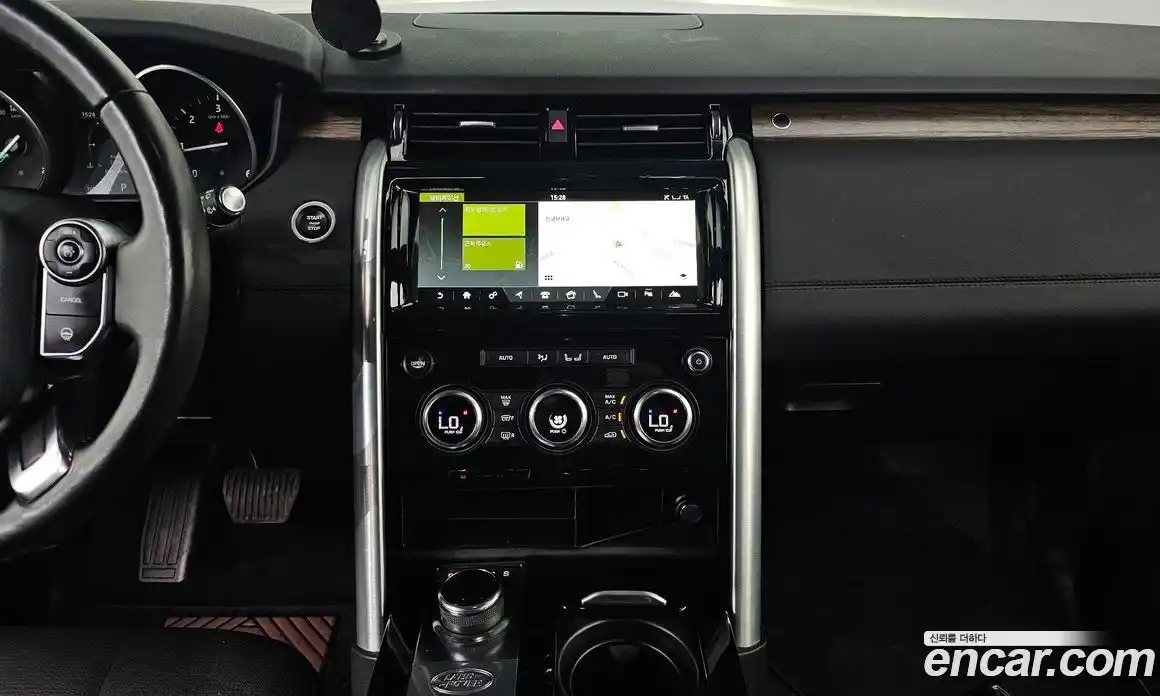Land Rover Discovery 2017 3.0 гидро в Москве № 213607, фото 14