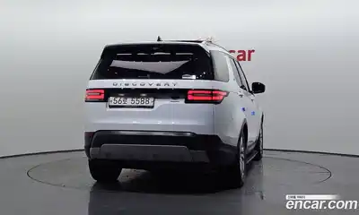 Land Rover Discovery 2017 3.0 гидро в Москве № 213607, миниатюра 4