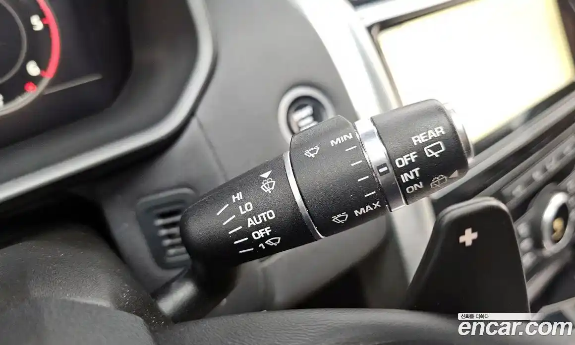 Land Rover Discovery 2018 3.0 гидро в Москве № 213736, фото 15