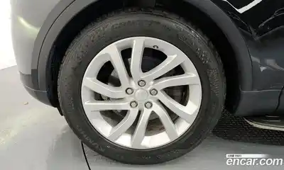 Land Rover Discovery 2018 3.0 гидро в Москве № 213736, миниатюра 5