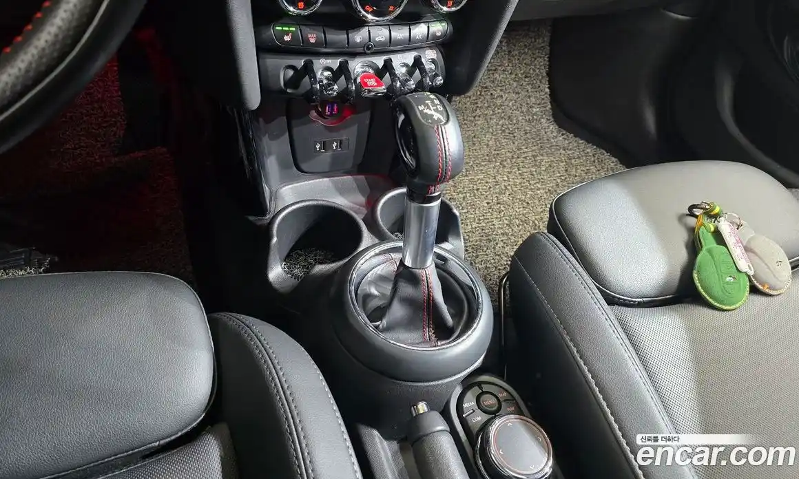 Mini Cooper 2019 2.0 гидро в Москве № 214291, фото 9