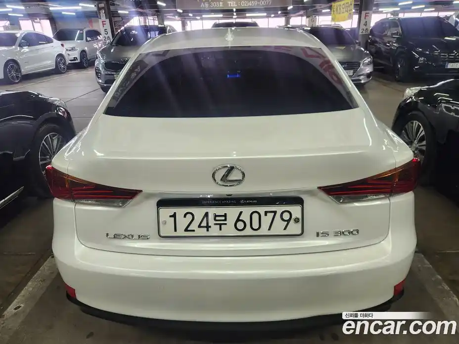 Lexus IS 2018 2.0 гидро в Москве № 214826, фото 4