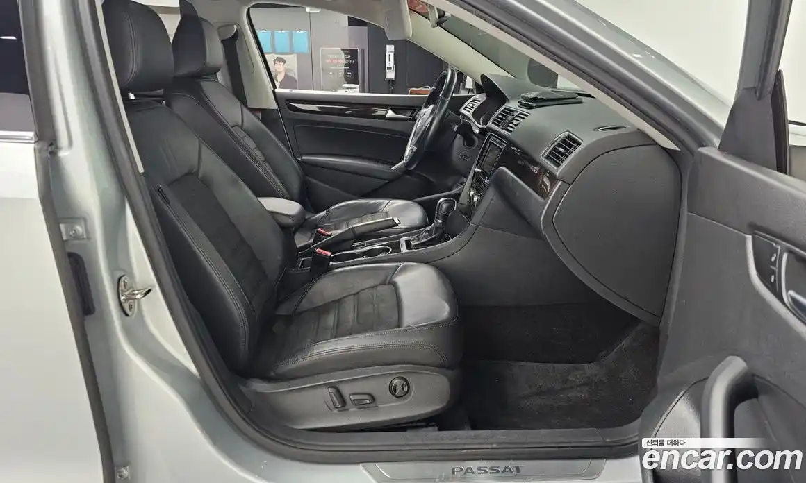 Volkswagen Passat 2015 2.0 гидро в Москве № 214915, фото 11