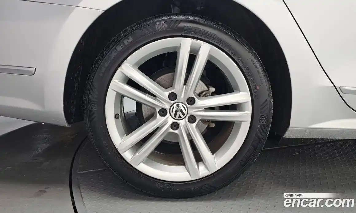 Volkswagen Passat 2015 2.0 гидро в Москве № 214915, фото 5