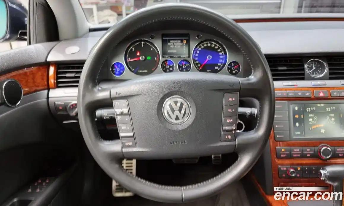 Volkswagen Phaeton 2008 3.0 гидро в Москве № 215212, фото 14