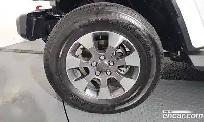 Jeep Wrangler 2021 2.0 гидро в Москве № 215455, миниатюра 4