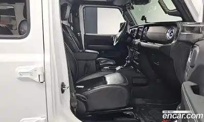 Jeep Wrangler 2021 2.0 гидро в Москве № 215455, миниатюра 10