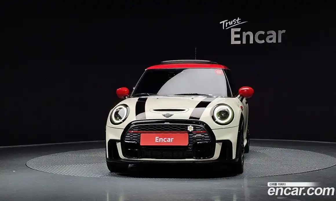 Mini Cooper 2022 2.0 гидро в Москве № 231463, фото 3