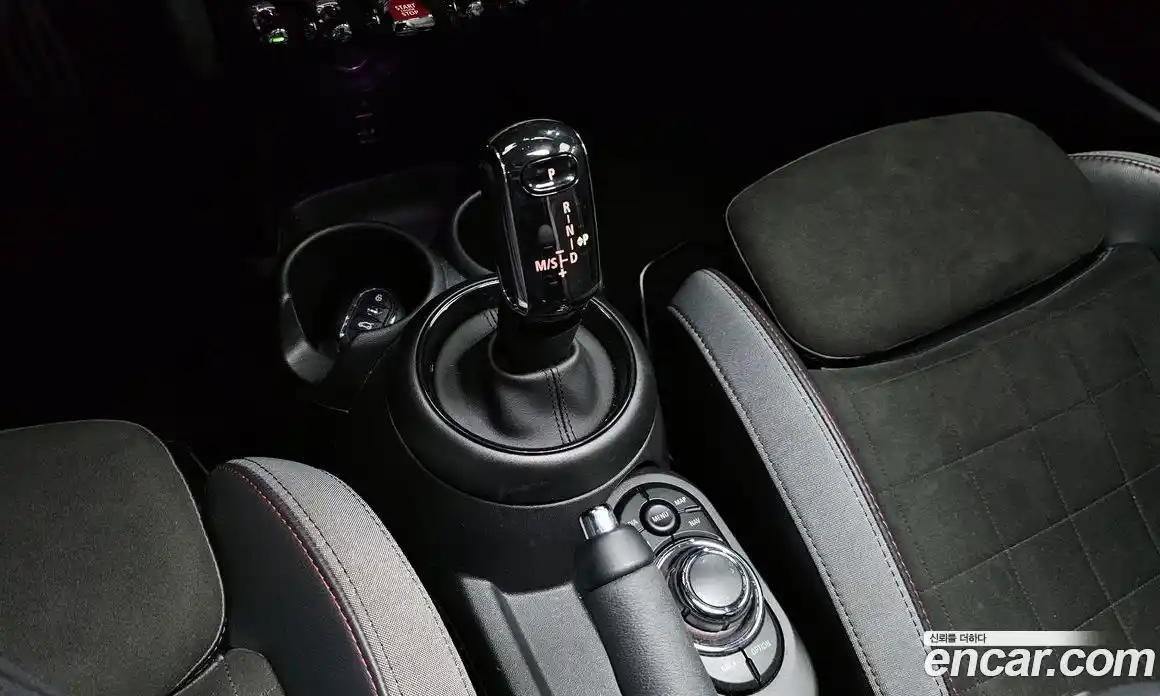 Mini Cooper 2022 2.0 гидро в Москве № 231463, фото 9