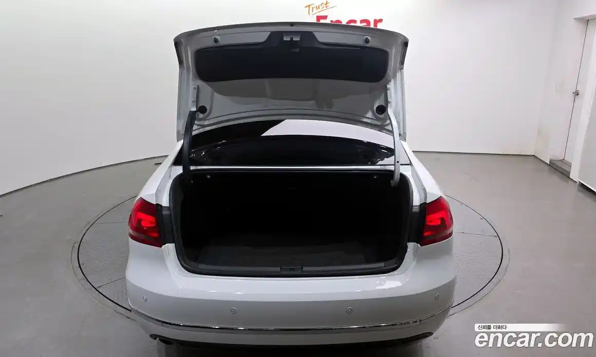 Volkswagen Passat 2012 2.0 гидро в Москве № 232082, фото 20