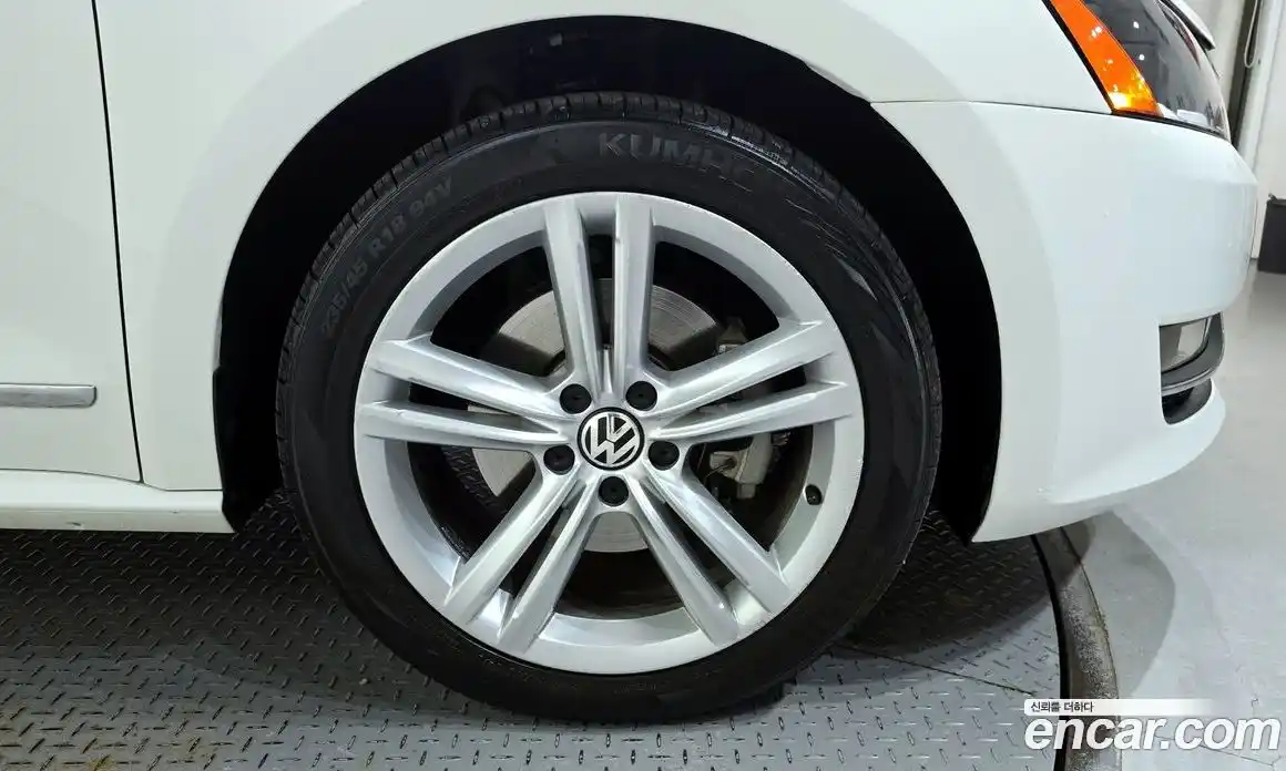Volkswagen Passat 2012 2.0 гидро в Москве № 232082, фото 5