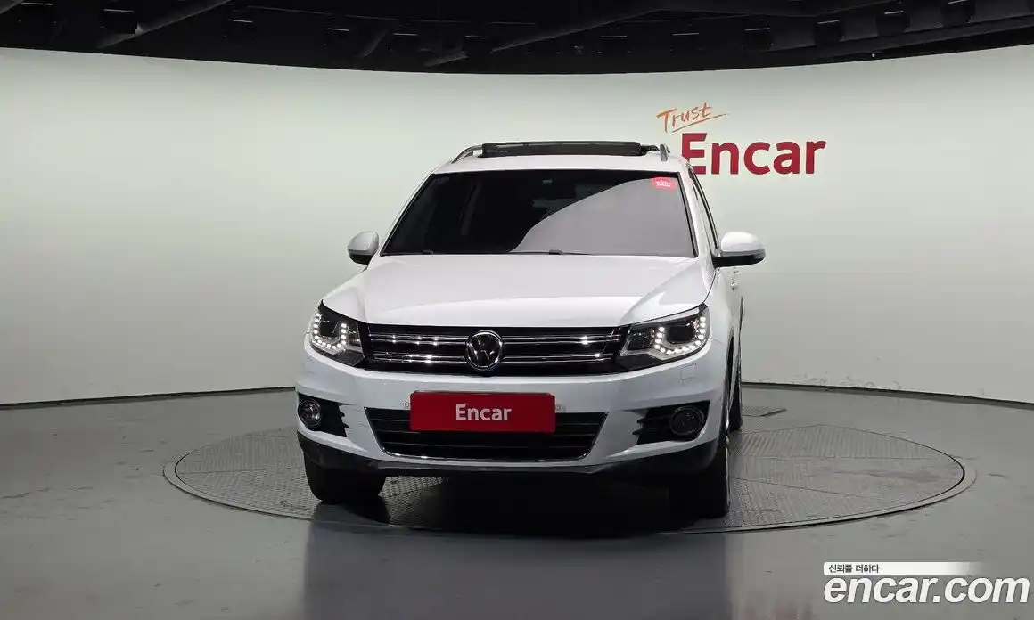 Volkswagen Tiguan 2015 2.0 гидро в Москве № 232212, фото 3