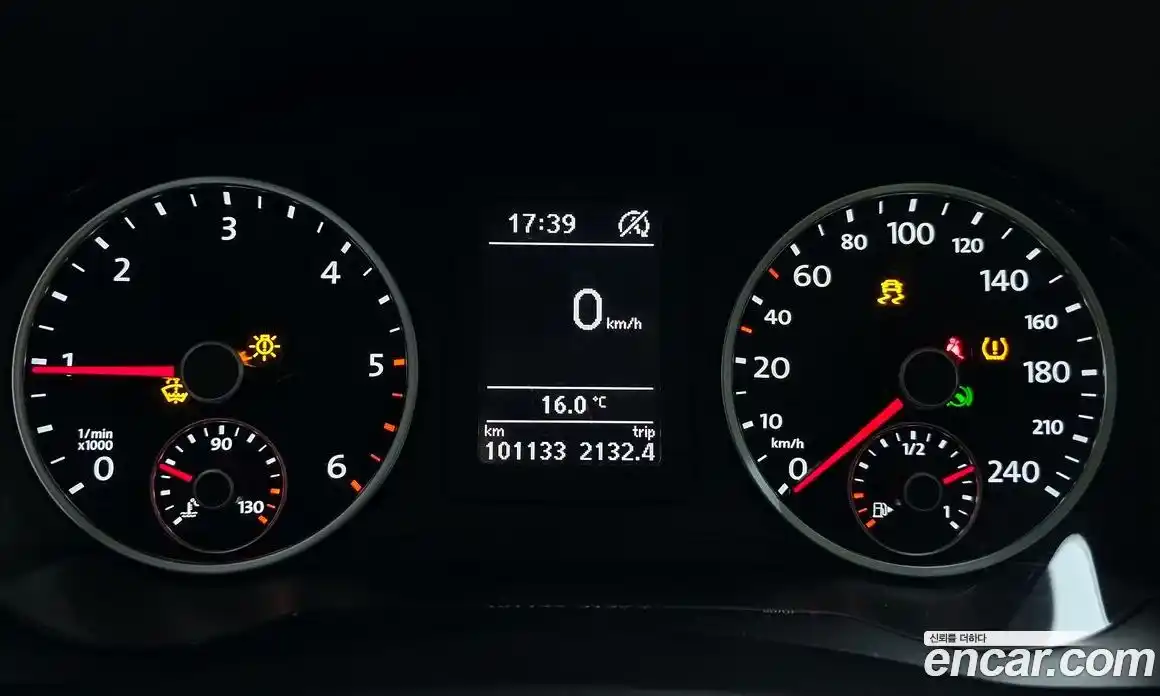 Volkswagen Tiguan 2015 2.0 гидро в Москве № 232212, фото 8